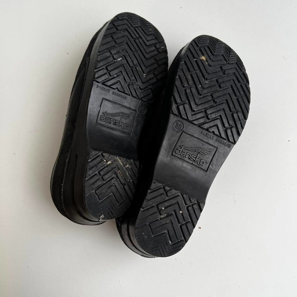 Dansko black shoes  5.5m3 8 - Picture 4 of 4